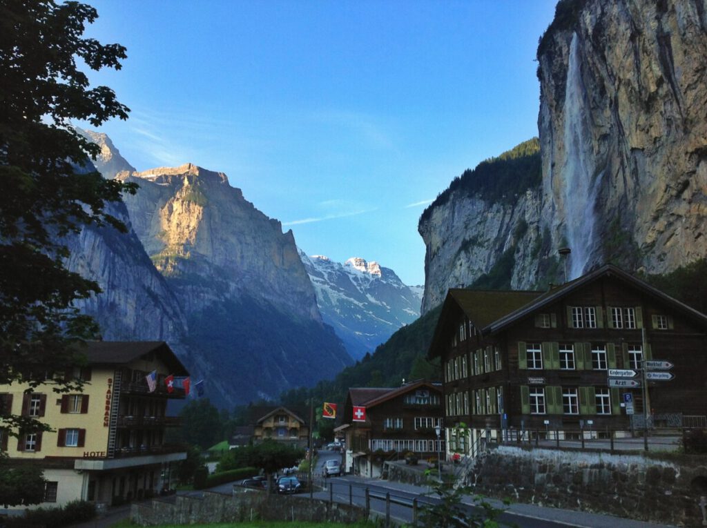 Lauterbrunnen valley of 72 waterfalls